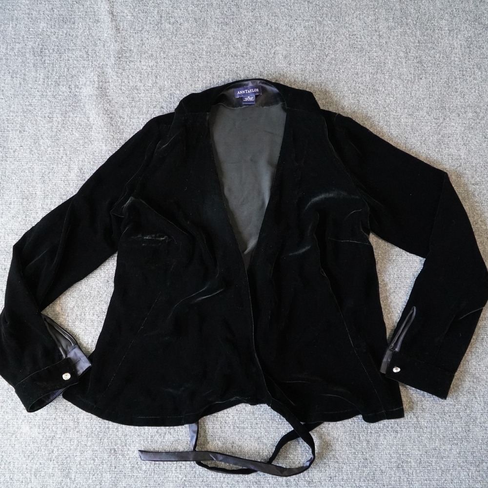 Ann Taylor Black Velvet Silk Blend Jacket Blazer Tie Waist Size 6